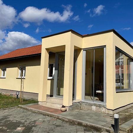 Appartamento Minihaus In Zagreb Sesvete Esterno foto